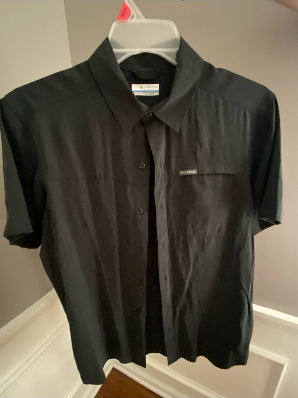 Columbia Men’s Black Short-Sleeve Button-Down Shirt